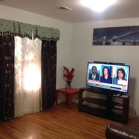 Mojoy Homesuites At Runyon Newark Esterno foto