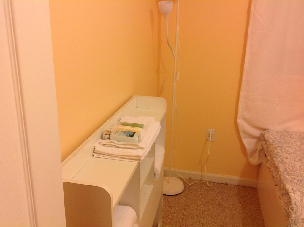 Mojoy Homesuites At Runyon Newark Esterno foto