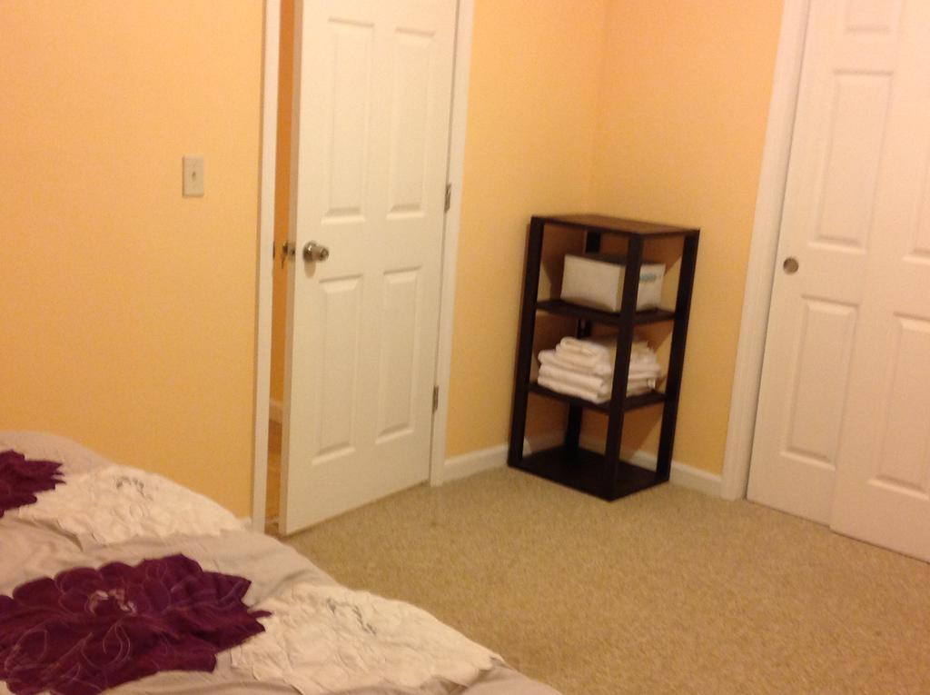 Mojoy Homesuites At Runyon Newark Esterno foto