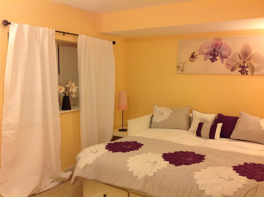 Mojoy Homesuites At Runyon Newark Esterno foto
