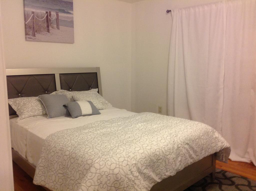 Mojoy Homesuites At Runyon Newark Esterno foto