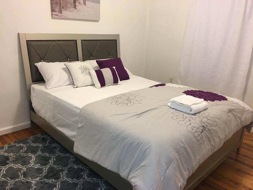 Mojoy Homesuites At Runyon Newark Esterno foto