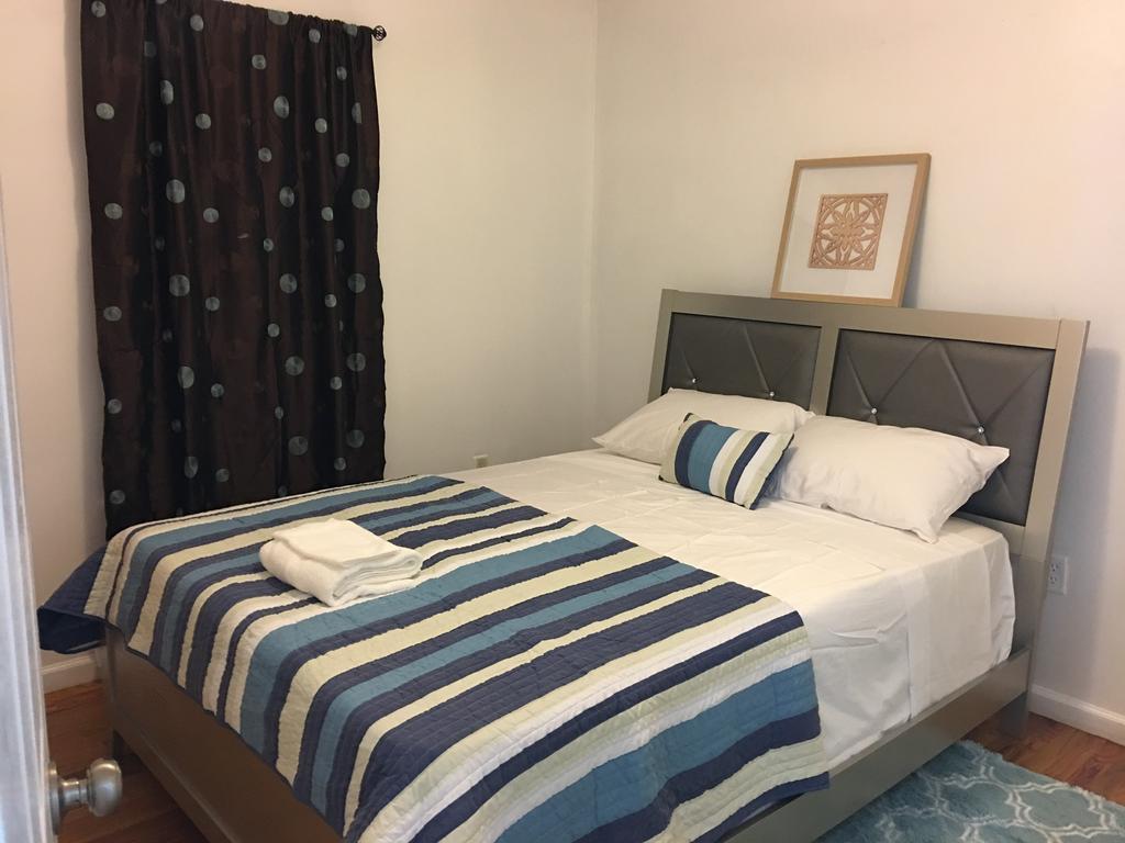 Mojoy Homesuites At Runyon Newark Esterno foto