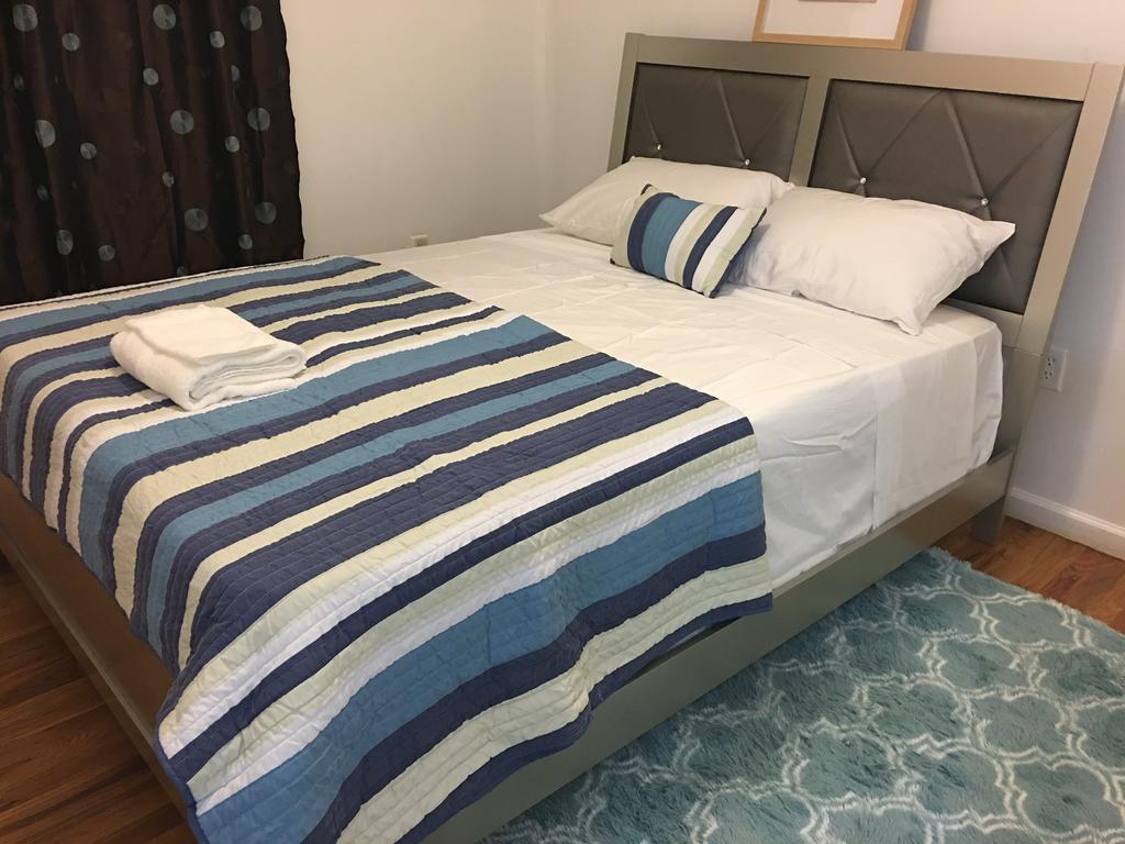 Mojoy Homesuites At Runyon Newark Esterno foto