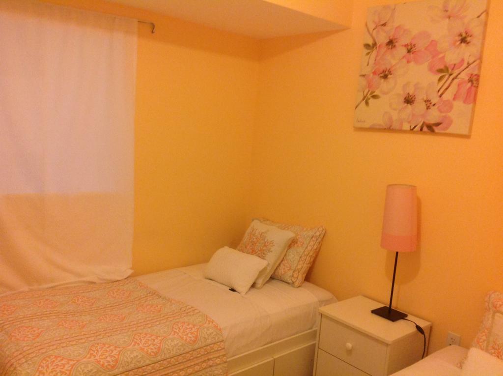Mojoy Homesuites At Runyon Newark Esterno foto