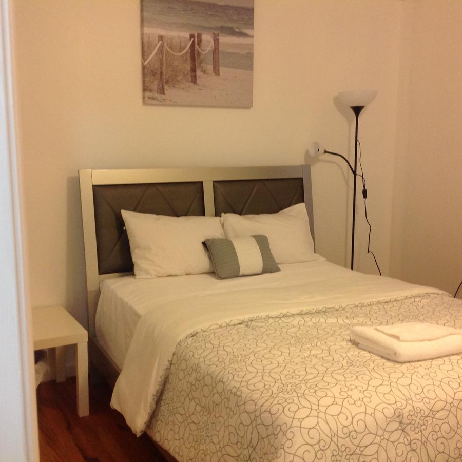 Mojoy Homesuites At Runyon Newark Esterno foto