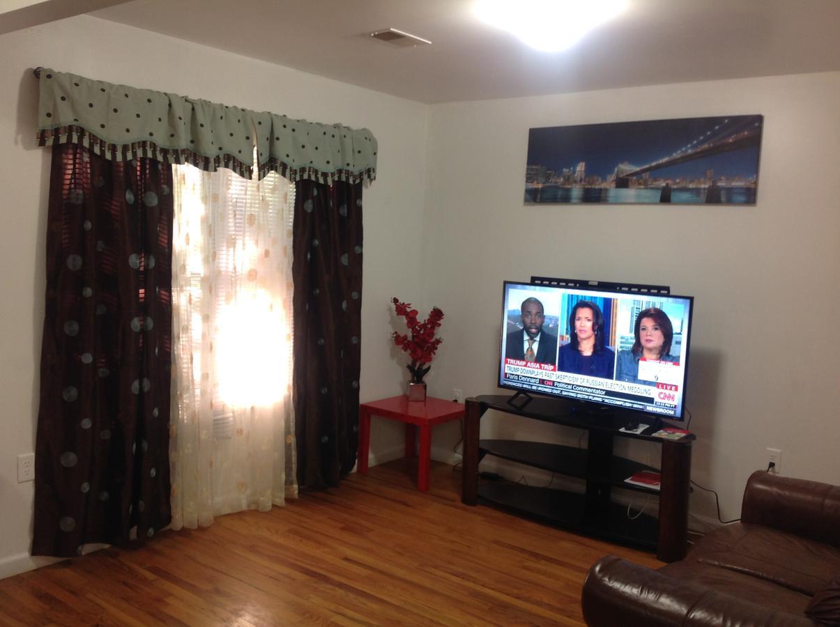 Mojoy Homesuites At Runyon Newark Esterno foto