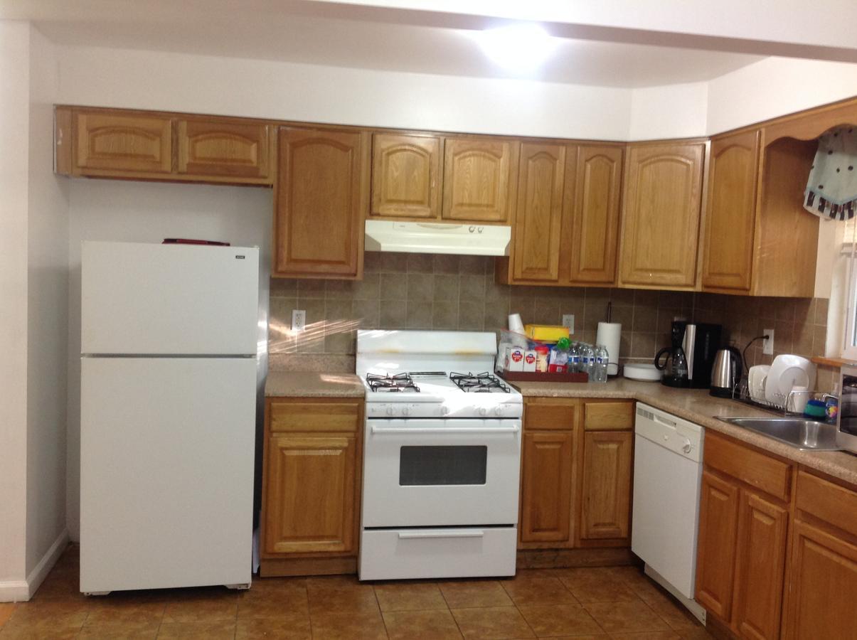 Mojoy Homesuites At Runyon Newark Esterno foto